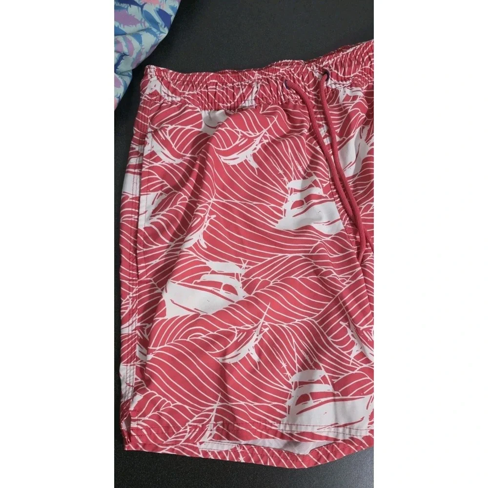 2 Vineyard Vines Pink & Blue Print 7in Printed Chappy Swim Trunks XS Men EUC‎
